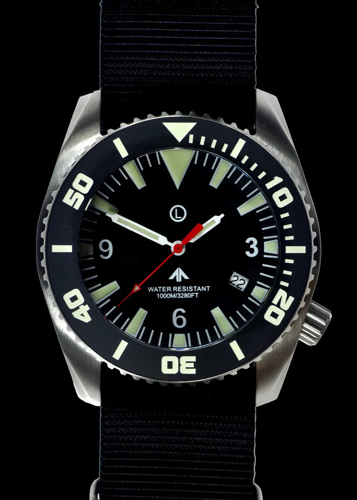 MWC "Depthmaster" 100atm / 3.280ft / 1000m waterbestendig militair duikhorloge in roestvrijstalen kast met heliumventiel (kwarts)