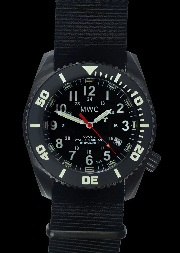 MWC "Depthmaster" 100atm / 3.280ft / 1000m waterbestendig militair duikhorloge in PVD roestvrijstalen kast met GTLS en heliumventiel (batterijduur 10 jaar)