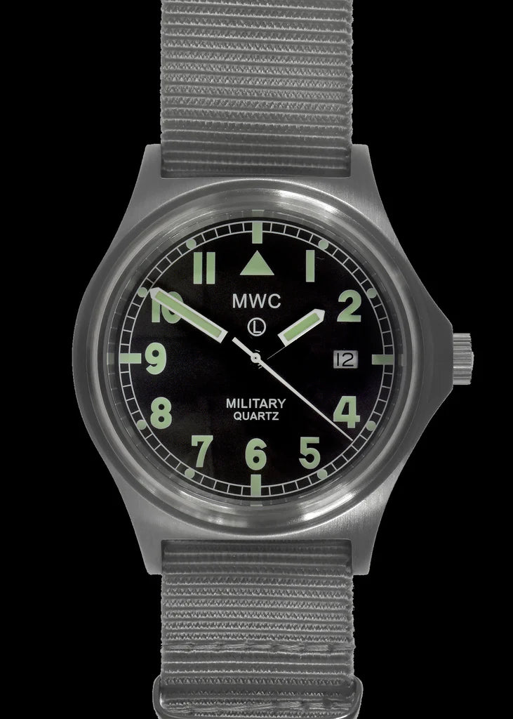 MWC G10 50m (165ft) waterbestendig NATO-patroon militair horloge met satijnen kastafwerking, vaste bandstaven en 60 maanden batterijduur