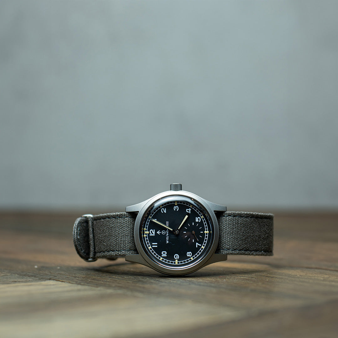 Military Watch Company General Service "Dirty Dozen" 1940/1950 Horloge met Automatisch Uurwerk