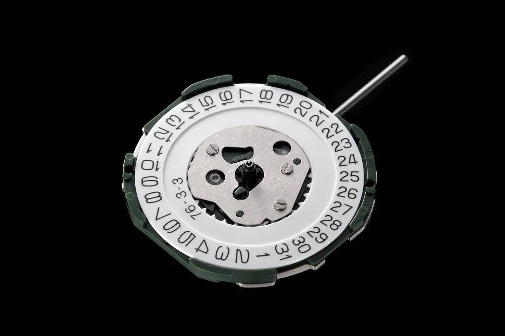 MWC G10 LM roestvrijstalen militair horloge op een zwarte NAVO militaire singelband (gewone graveerbare achterkant)