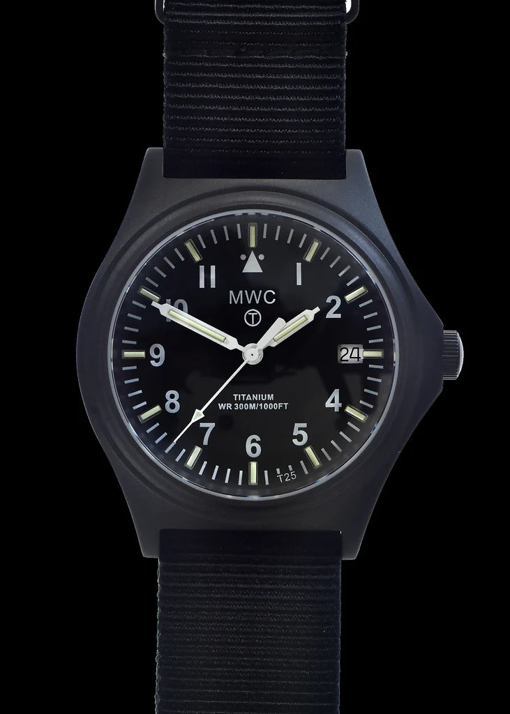 Zwart PVD Titanium G10 Militair Horloge met 300m Waterbestendigheid, Saffierglas, 10 Jaar Batterijduur en GTLS Tritium Verlichting
