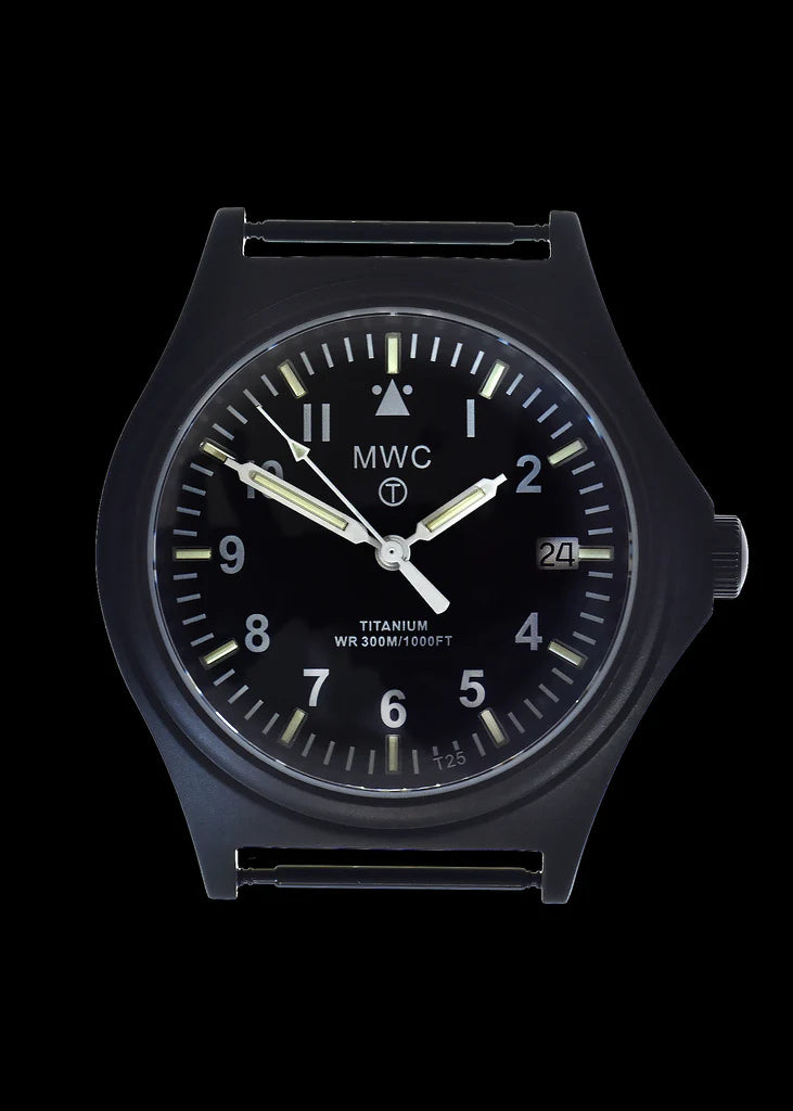Zwart PVD Titanium G10 Militair Horloge met 300m Waterbestendigheid, Saffierglas, 10 Jaar Batterijduur en GTLS Tritium Verlichting