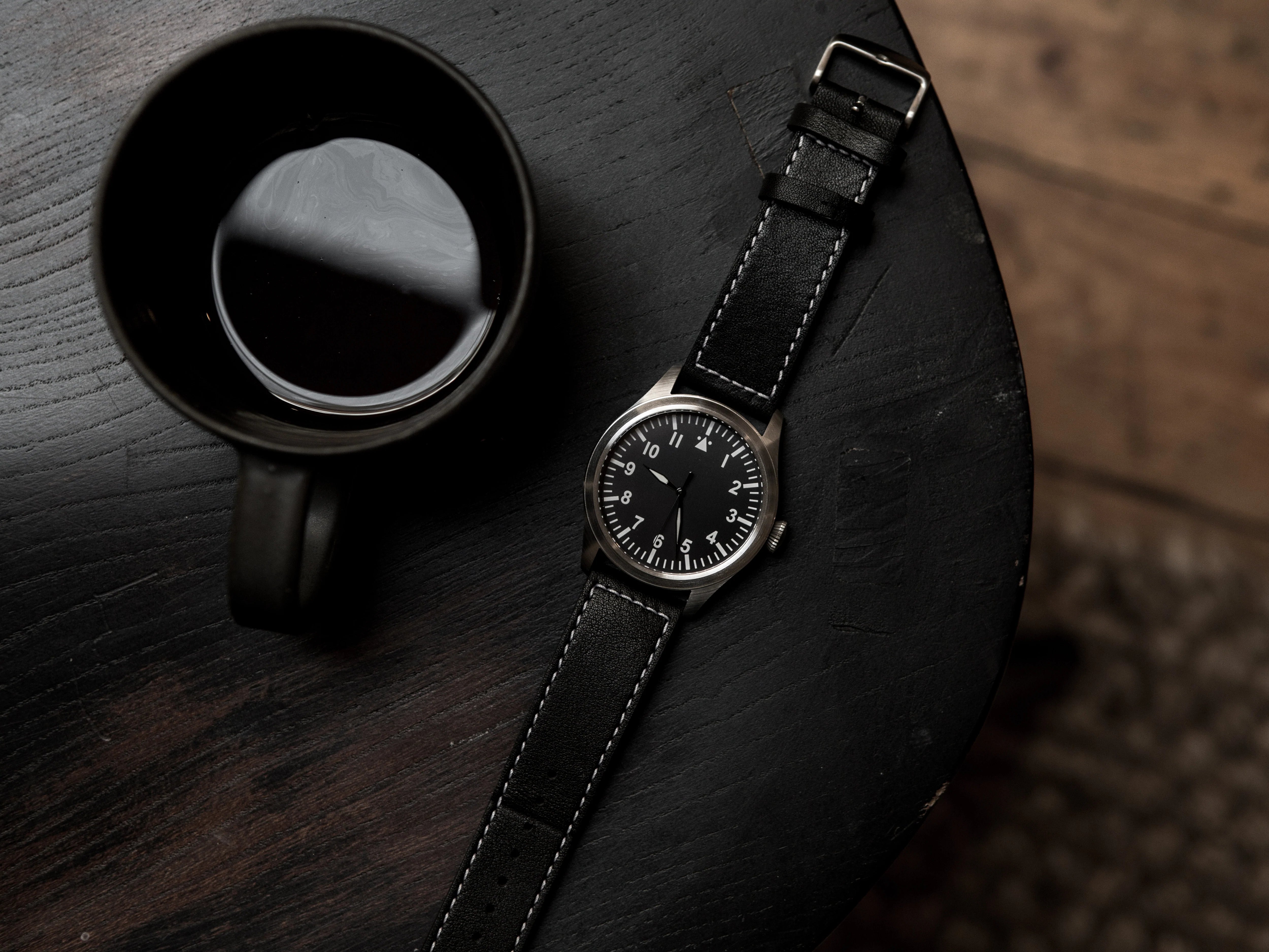 Military Watch Company Klassiek Piloten Horloge met Hoogwaardig Automatisch Uurwerk en Vloeiende Seconde Wijzer
