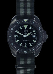 Military Watch Company Militair Quartz Duik Horloge met “James Bond” NATO Band en Matzwarte Militaire PVD Coating
