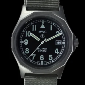 MWC G10 - Remake van de serie 1982 tot 1999 horloge in roestvrij staal met plexiglas acryl kristal en batterijklep