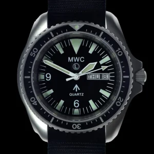 MWC 1999-2001 Pattern Quartz Day/Date Militair Duikhorloge in Covert Black PVD met Saffierglas