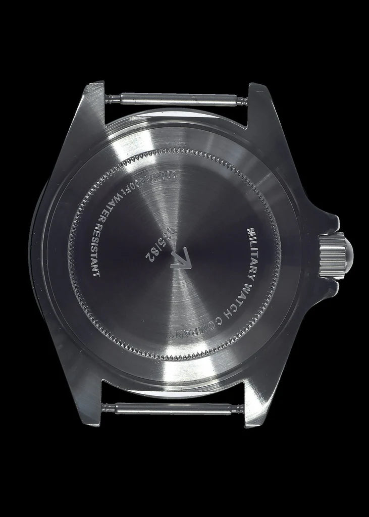 MWC 24 Jewel 1982 Pattern 300m Automatisch Militair Duikershorloge met Saffier Kristal op een NAVO Webbing Band (Niet Datum Versie)