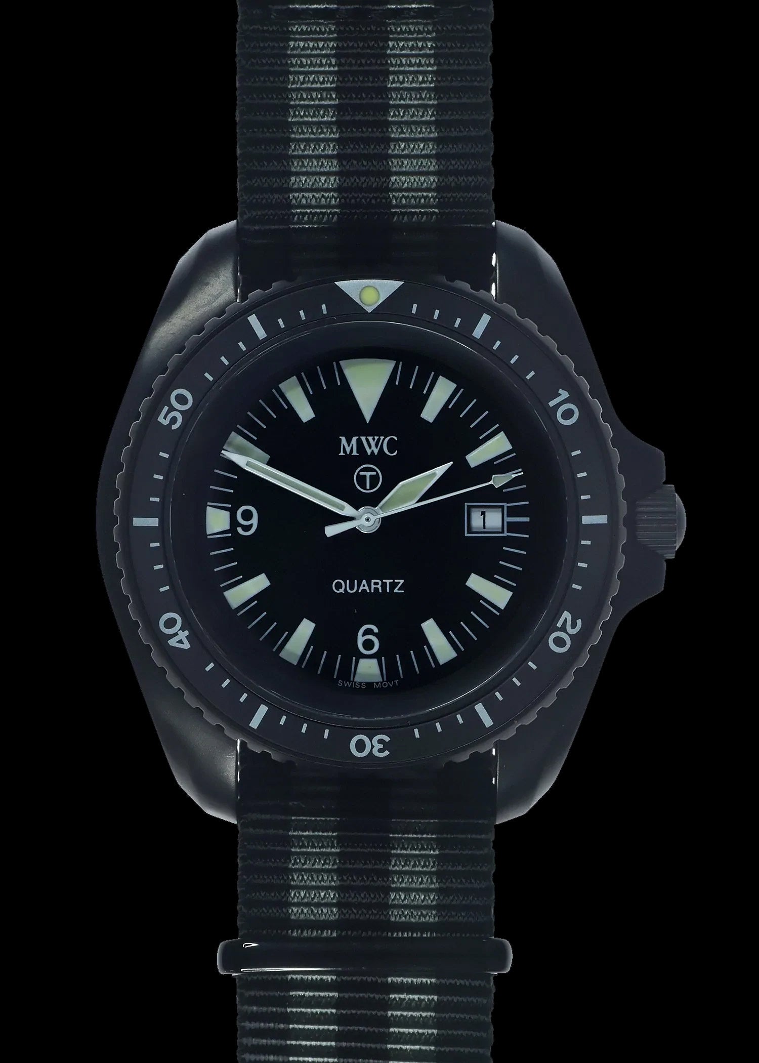 Military Watch Company Militair Quartz Duik Horloge met “James Bond” NATO Band en Matzwarte Militaire PVD Coating
