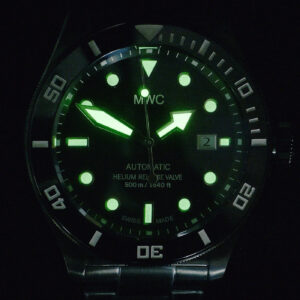 MWC Swiss Made 500m (1640ft) Water Resistant Automatic Divers Horloge in Black PVD Stainless Steel With Sapphire Crystal, Ceramic Bezel and Helium Valve – Authentiek Militair Design