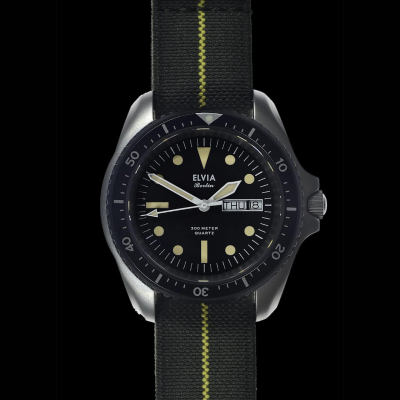 Elvia Day/Date Militair Automatisch Duikershorloge met Anti-reflectief Glas en Gezandstraalde Horlogekast