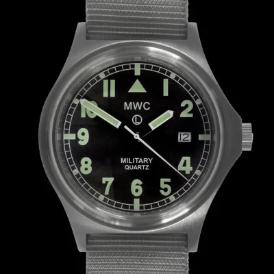 MWC G10 50m (165ft) waterbestendig NATO-patroon militair horloge met satijnen kastafwerking, vaste bandstaven en 60 maanden batterijduur