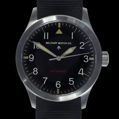 Limited Edition remake van ons Mk III militaire horloge uit 1979 met 100 meter waterbestendigheid