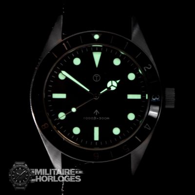 MWC Classic 1960s Pattern Divers Horloge with Retro Luminous Paint – NATO strap