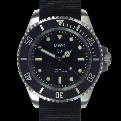 MWC 300m / 1000ft roestvrij staal hybride militaire duikers horloge met Sweep Tweedehands