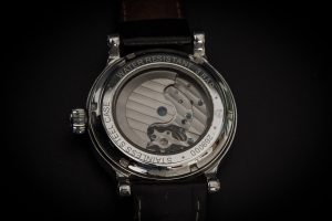 Dirty Dozen automatisch horloge: het erfgoed van WOII aan je pols